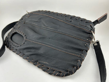 Whenitwasagame baseballglovewallets.com Black Finger Glove Purse - Blank No Patch — main product shot