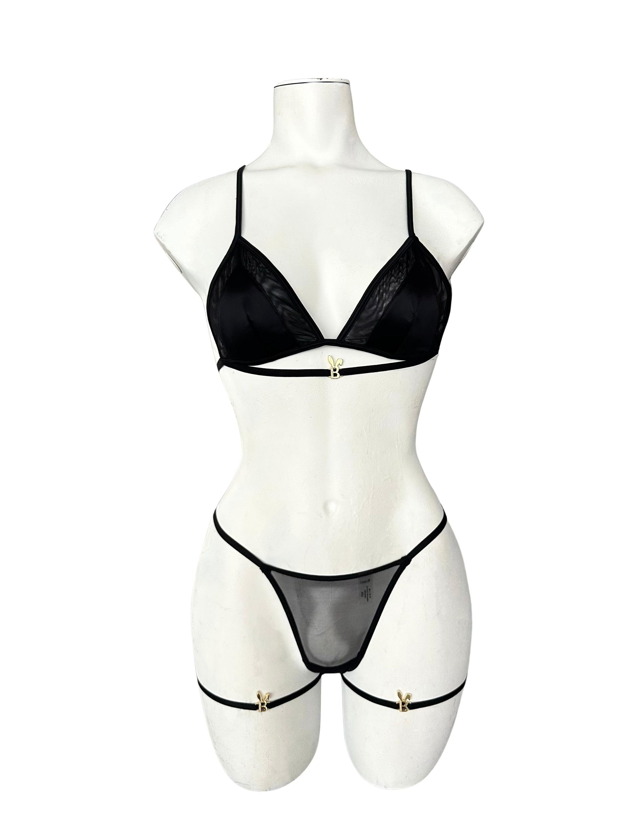 BUNNIES ROOM LINGERIE SET IN BLACK — branding close-up