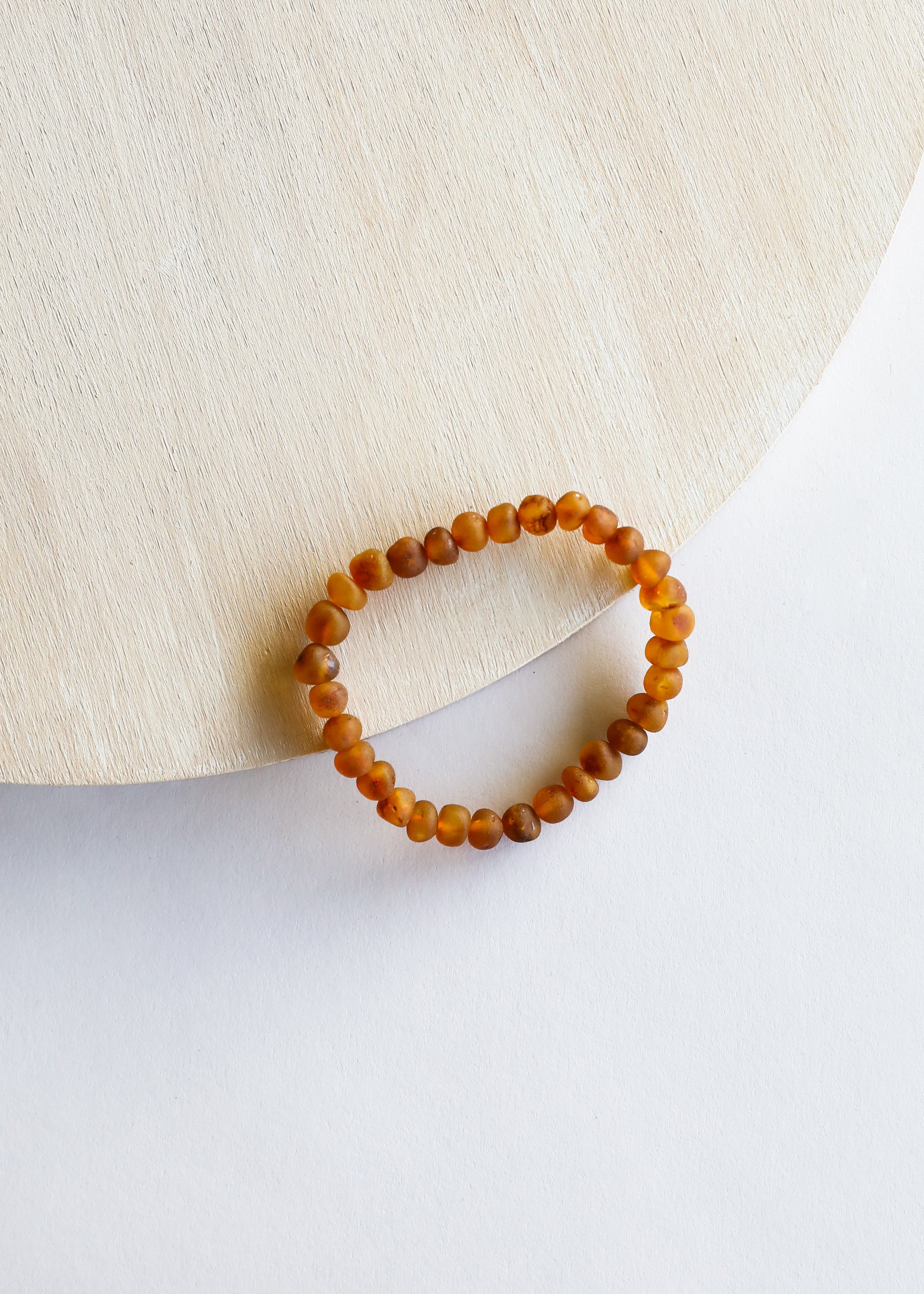 CanyonLeaf Raw Cognac Baltic Amber || Adult Bracelet — Cognac detail