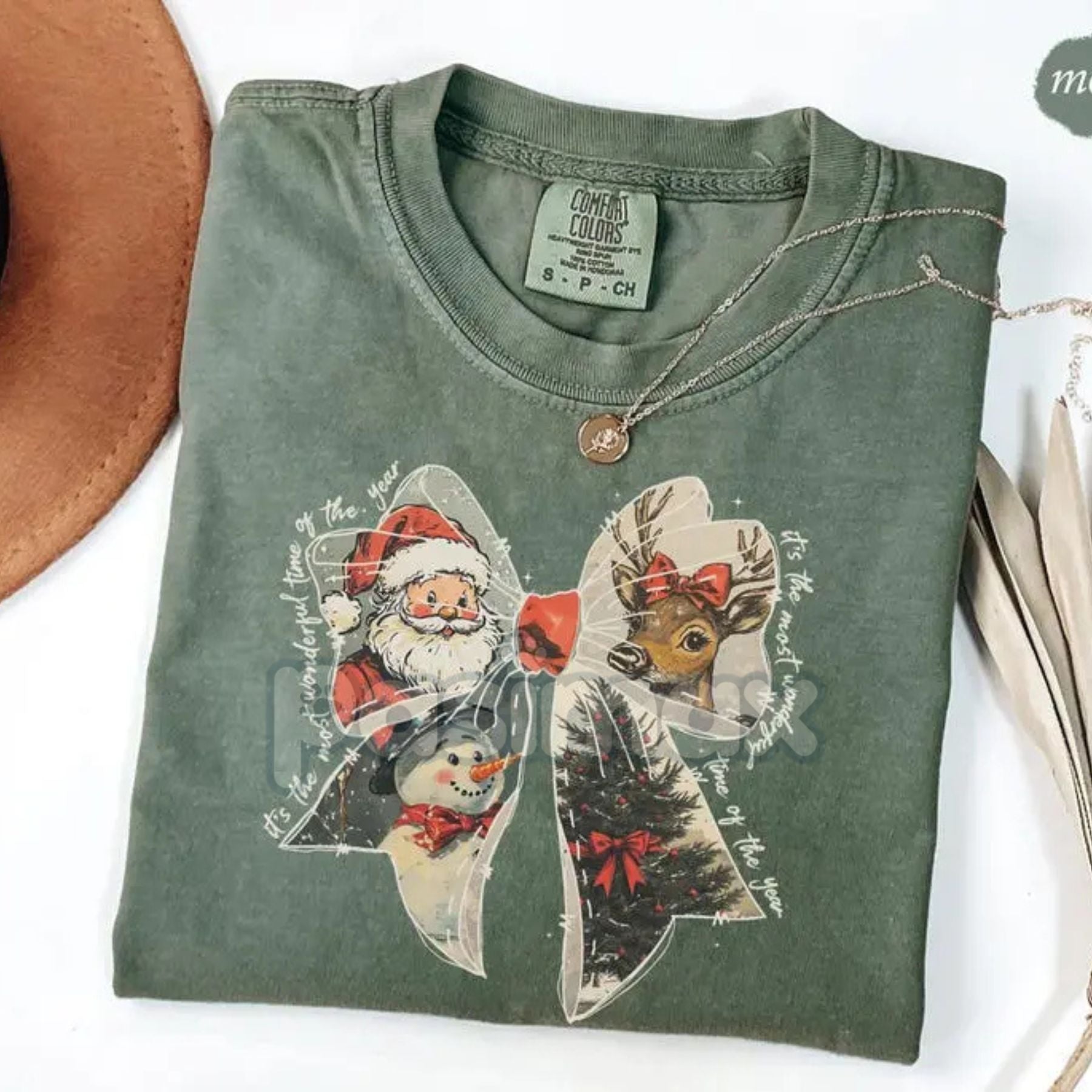 Pasimax Comfort Colors® Cozy Women's Christmas T-Shirt — back view