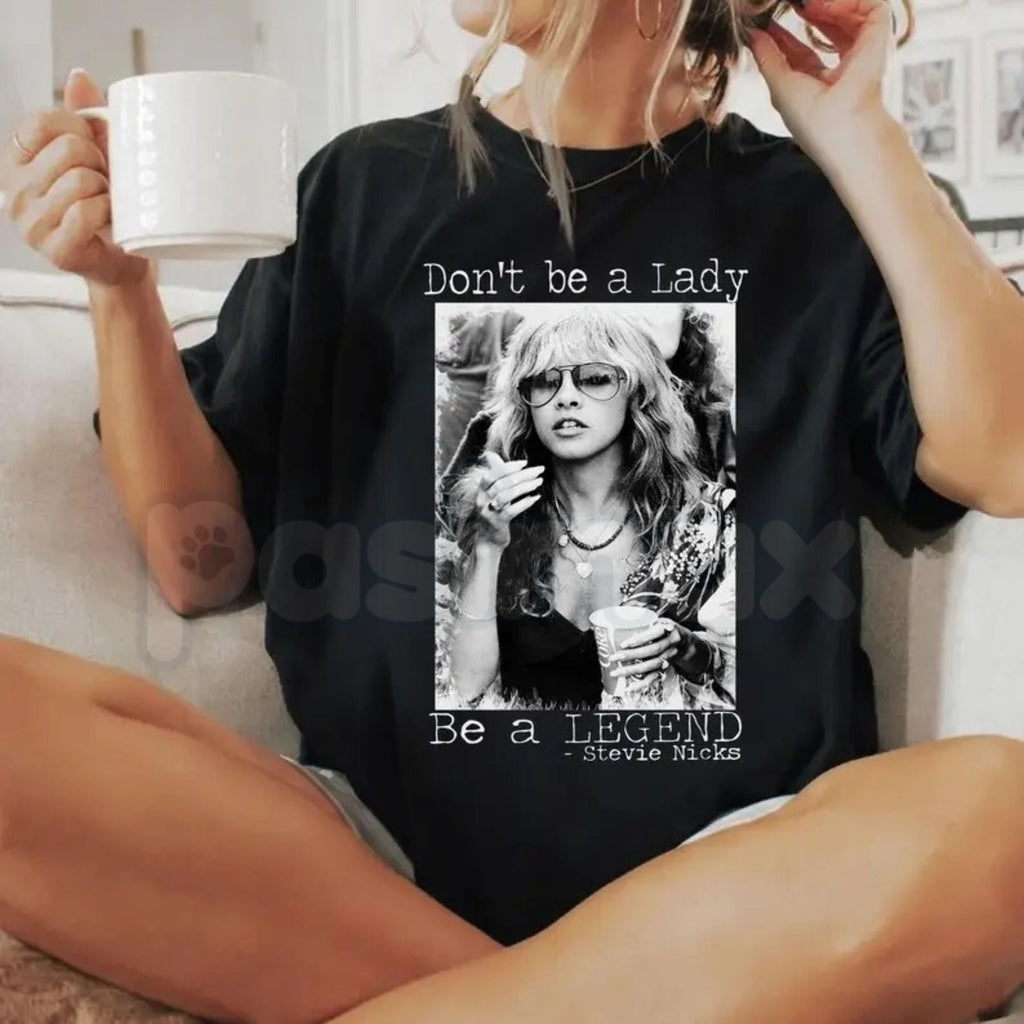 Stevie Nicks Vintage "Don't Be A Lady Be A Legend" T-Shirt – Retro 70s Rock Graphic Tee, Premium 100% Cotton Boho Goddess Top, Soft Lived-In Heavyweight Fleetwood Mac Fan Shirt, Made in USA