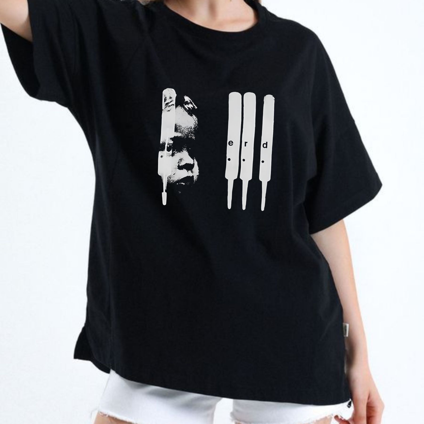 Pasimax ERD T-SHIRT — lifestyle context