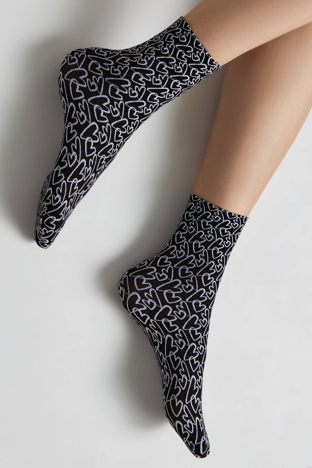 TheRanok.com Dense Socks Conte Fantasy - "Love" Designs — in-use photo