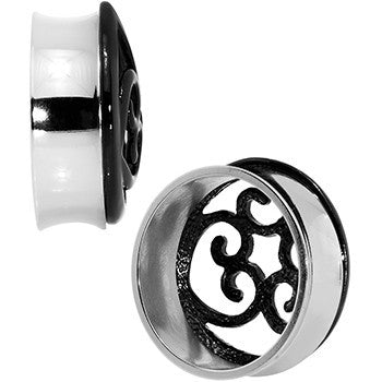 BodyCandy 30mm Steel Black Filigree Duet Heart Saddle Plug Set — detail close-up