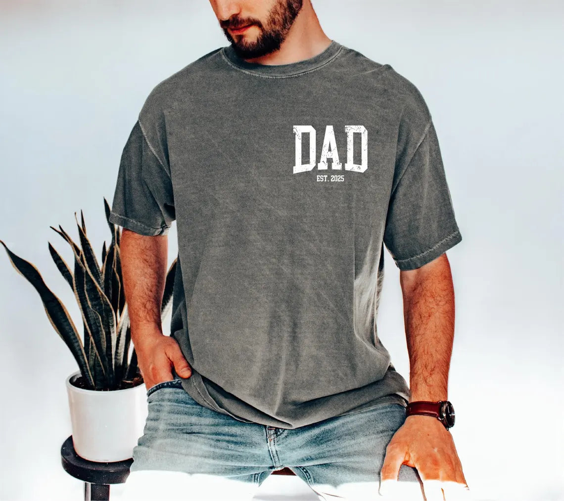 A Blessed Texas Mess Boutique Comfort Colors®  Custom New Dad Shirt EST year Father's Day Daddy Pocket… — detail shot 6