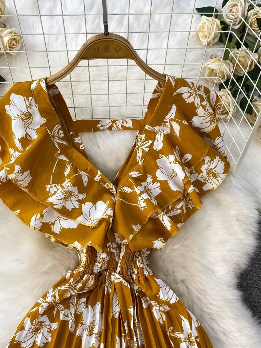 Floral Print Wide Leg Pleated Jumpsuit