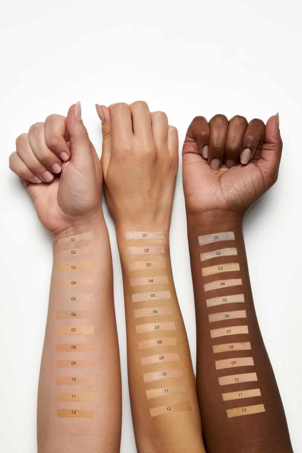 Golden Rose Total Cover 2 in 1 Foundation & Concealer - Oil-Free, SPF 15, Vitamin E - 30ml