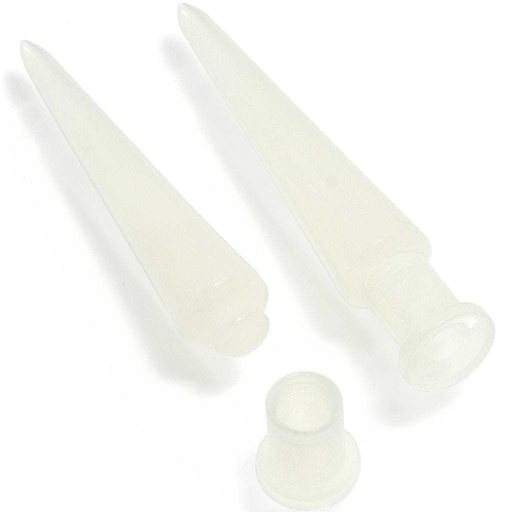 BodyCandy 2 in 1 Glow in Dark Interchangeable Screw Fit Plug and Taper Set — lifestyle context