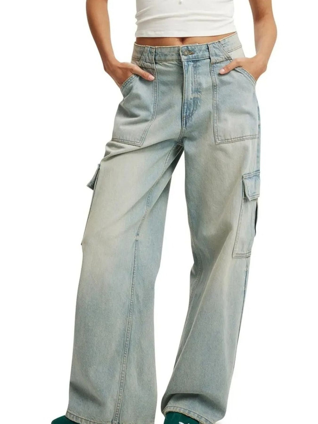 Wide Leg Cargo Jeans