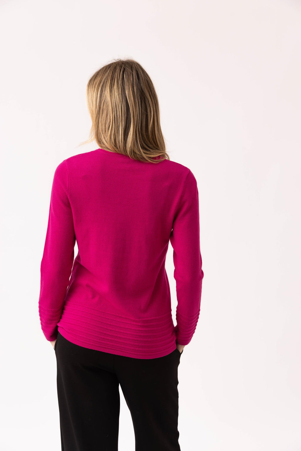 KADOU BOUTIQUE Round Neck Rib Knit Sweater — side view