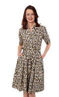 KADOU BOUTIQUE MRS. MAISEL OLIVE GREEN PRINT DRESS — detail close-up