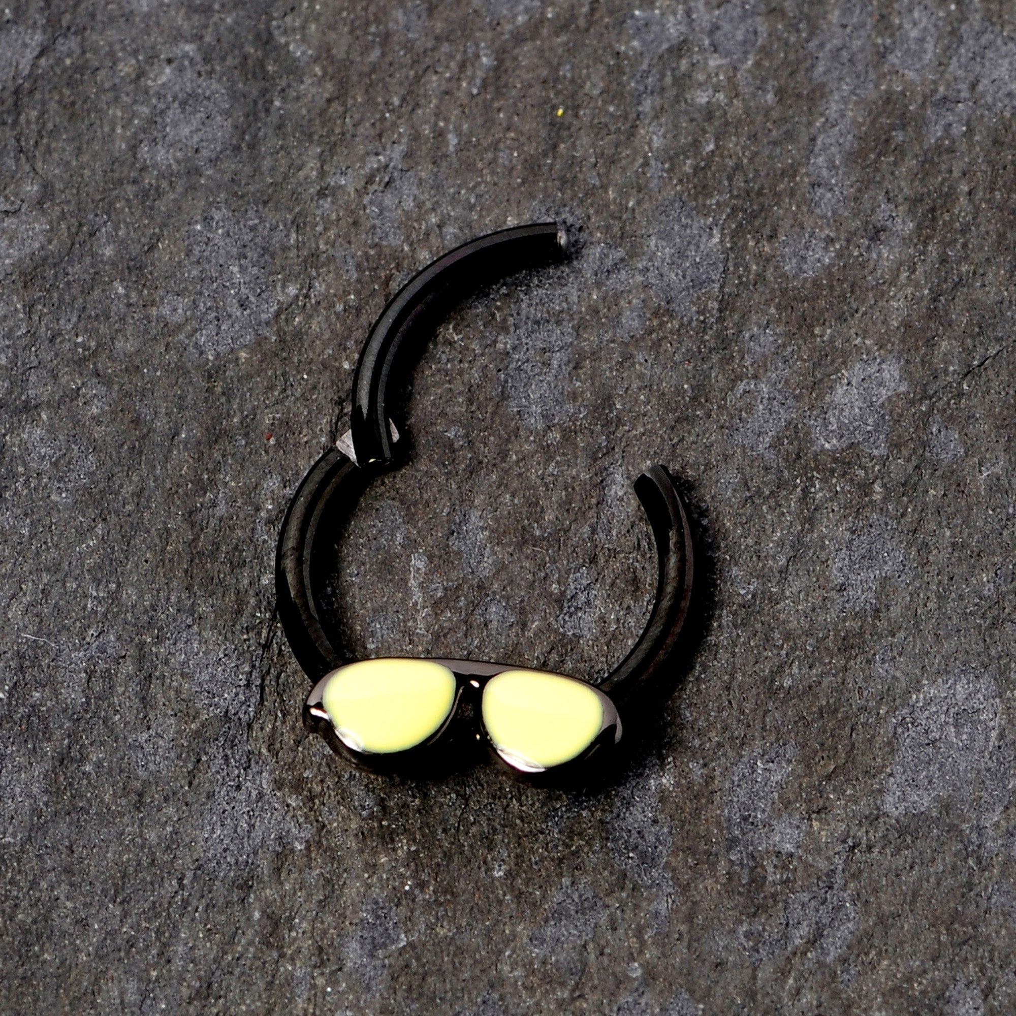 BodyCandy 16G 3/8 Black Yellow Aviator Sunglasses Hinged Segment Ring — lifestyle context