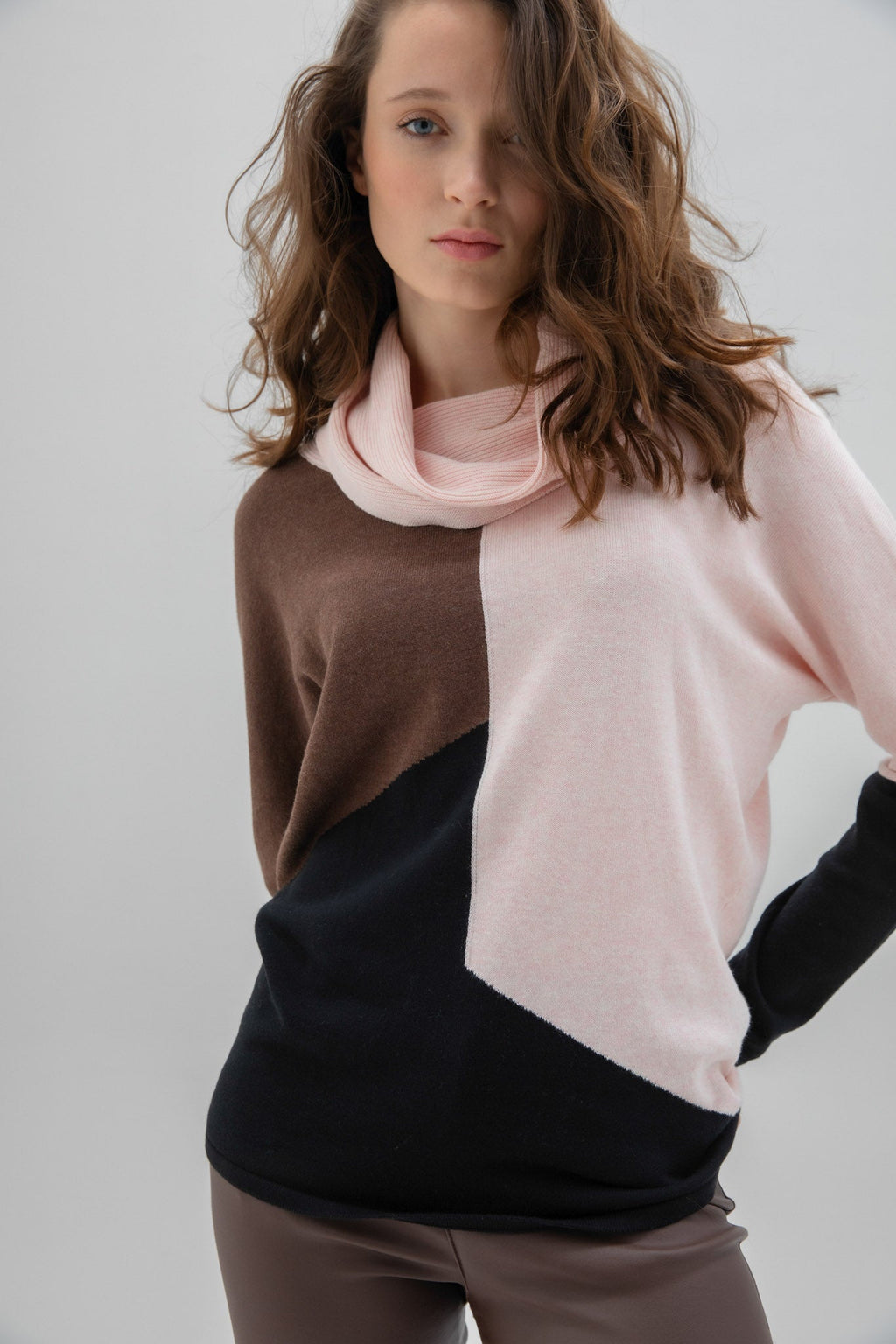 KADOU BOUTIQUE Cowl Neck Color Block Sweater — detail close-up