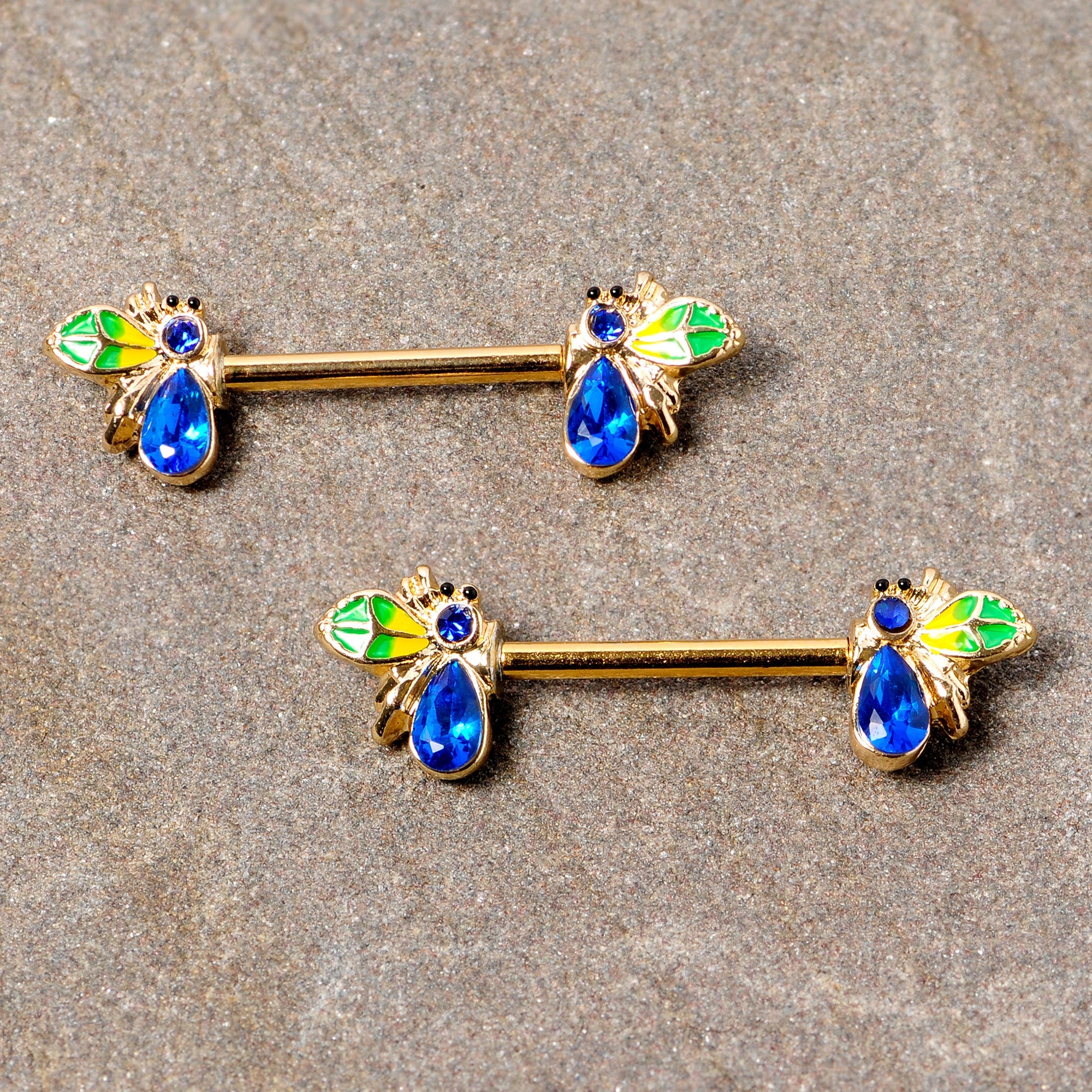 BodyCandy 14G 9/16 Blue Gem Gold Tone Colorful Bee Barbell Nipple Ring Set — detail close-up