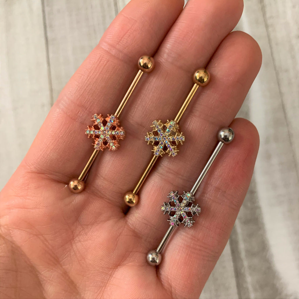 BodyCandy 14G Aurora Gem Gold Tone Snowflake Industrial Barbell 38mm — detail close-up