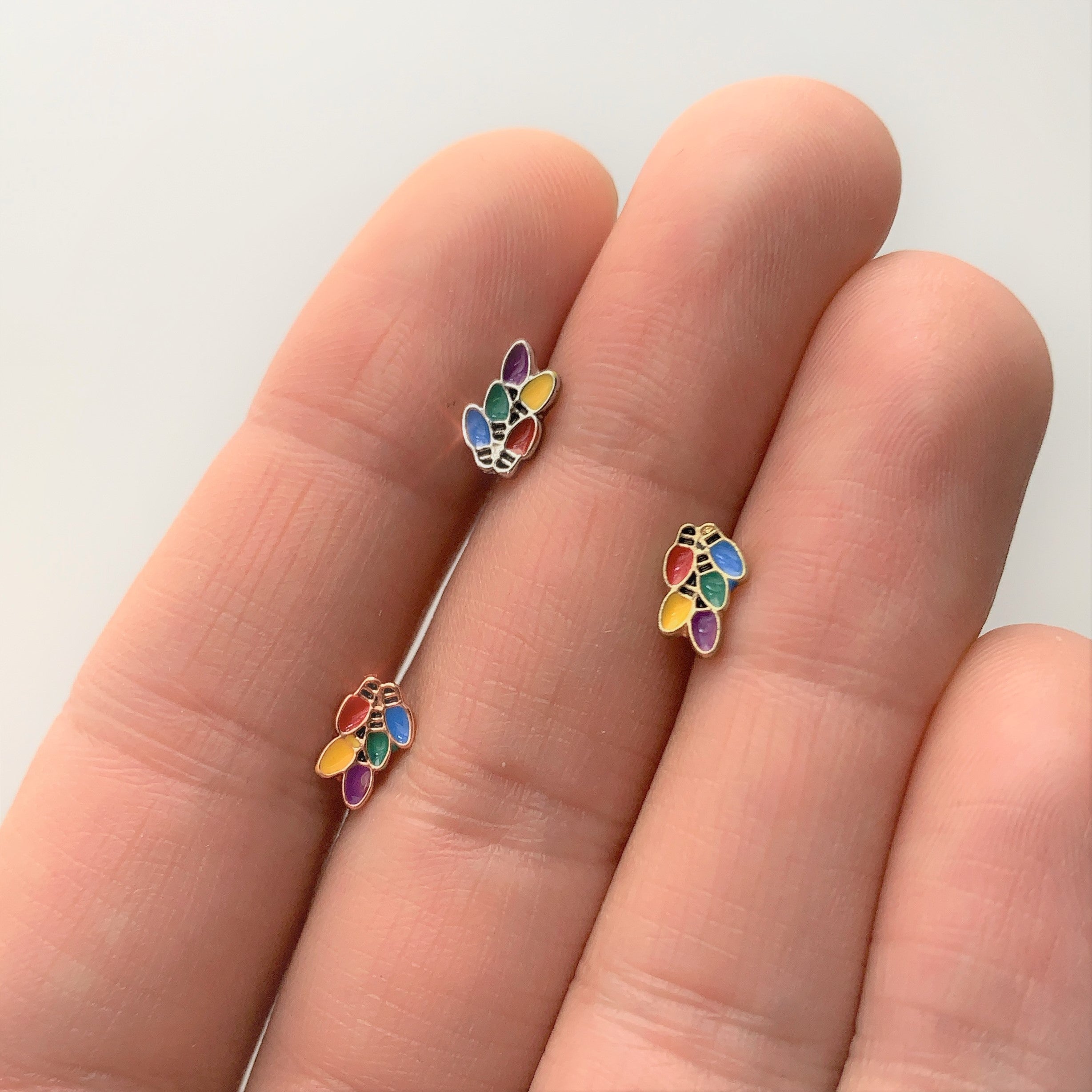 BodyCandy 16G 1/4 Rose Gold Tone Christmas Lights Holiday Cartilage Tragus — detail close-up
