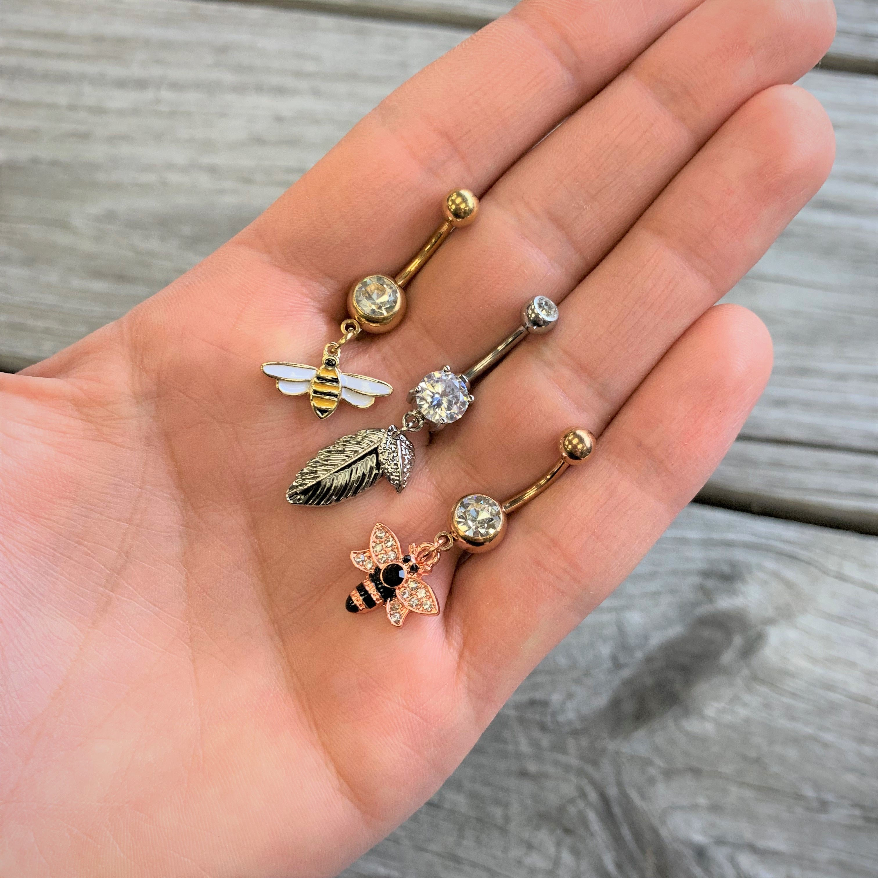 BodyCandy Clear Gem Feathers Southwestern Dangle Belly Ring — detail close-up