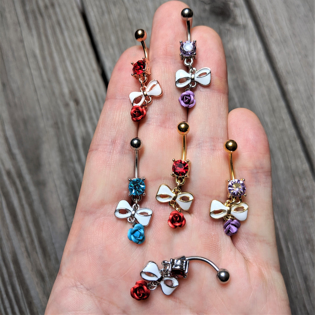 BodyCandy Aqua Gem Bow Rose Flower Dangle Belly Ring — detail close-up