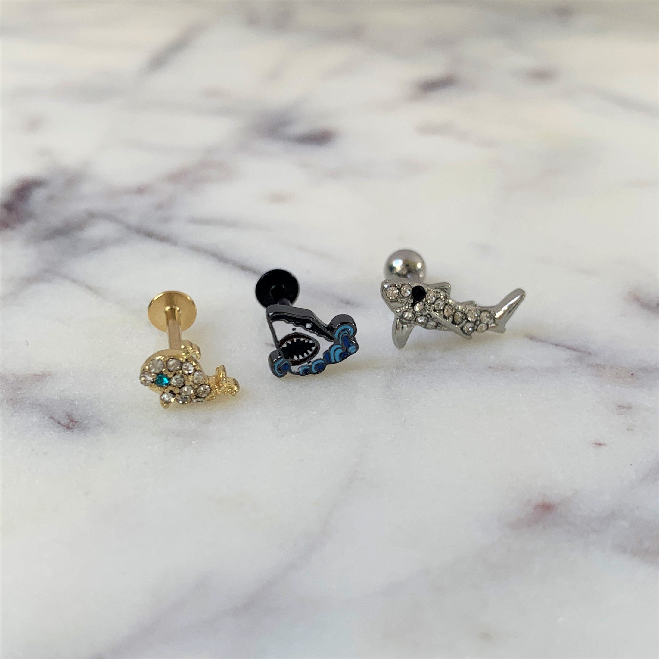BodyCandy 16G 5/16 Clear Aqua Gem Gold Tone Whale Labret Monroe Tragus — lifestyle context