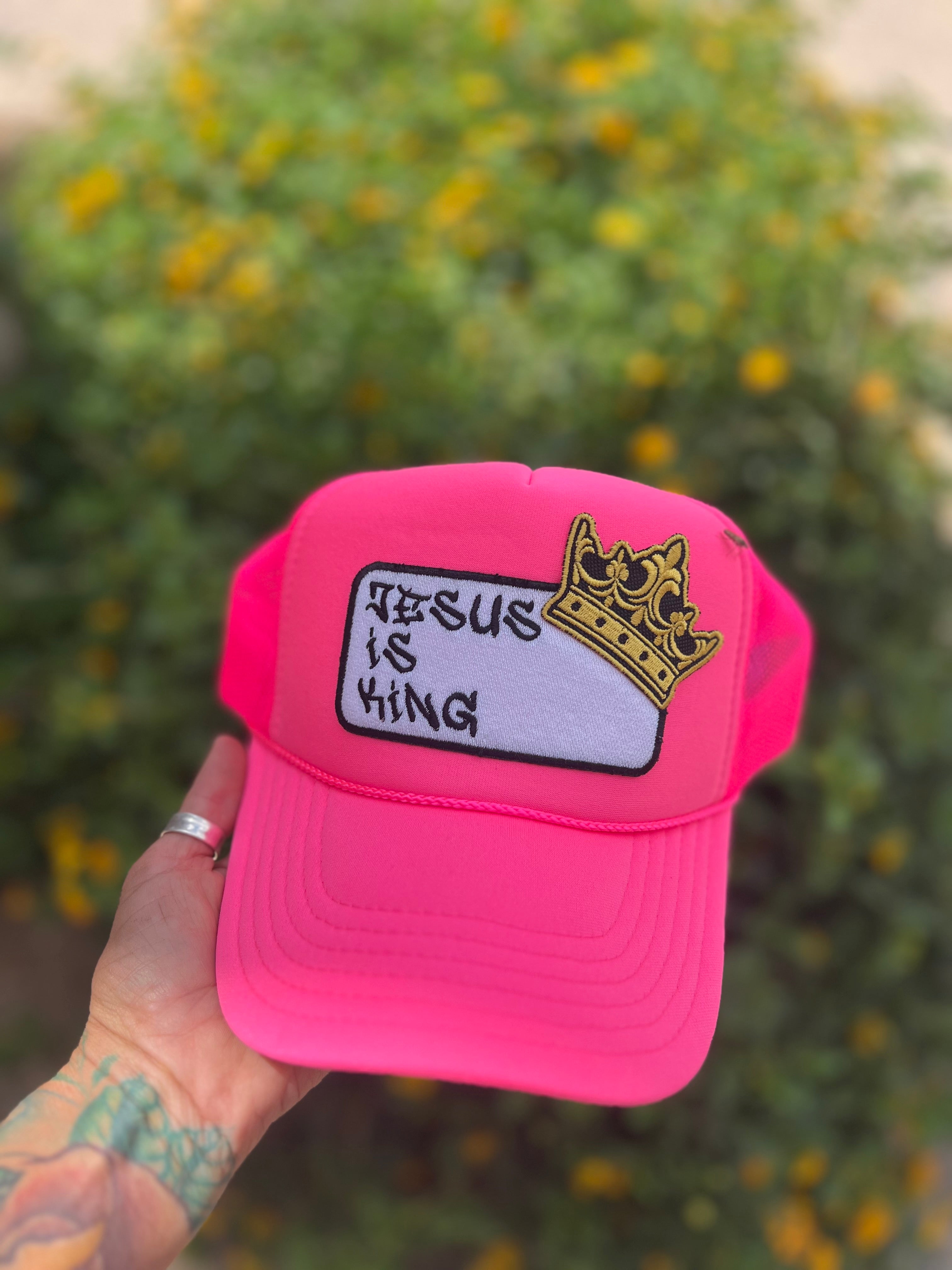 Pretty Little Patriot Pretty Little Patriot Jesus is King patch trucker hat -clearance — detail shot 8