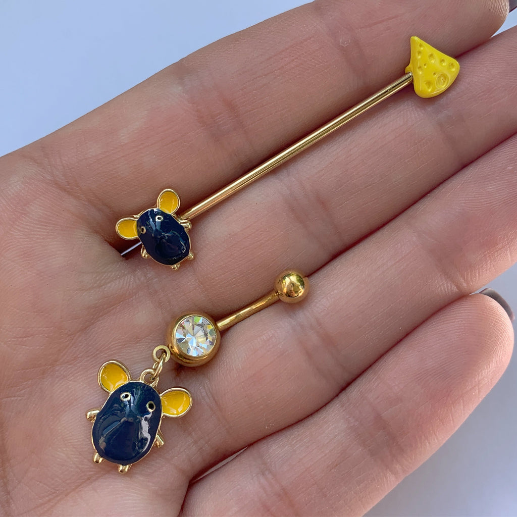 BodyCandy 14G Gold Tone Black Mouse Cheese Industrial Barbell 38mm — detail close-up