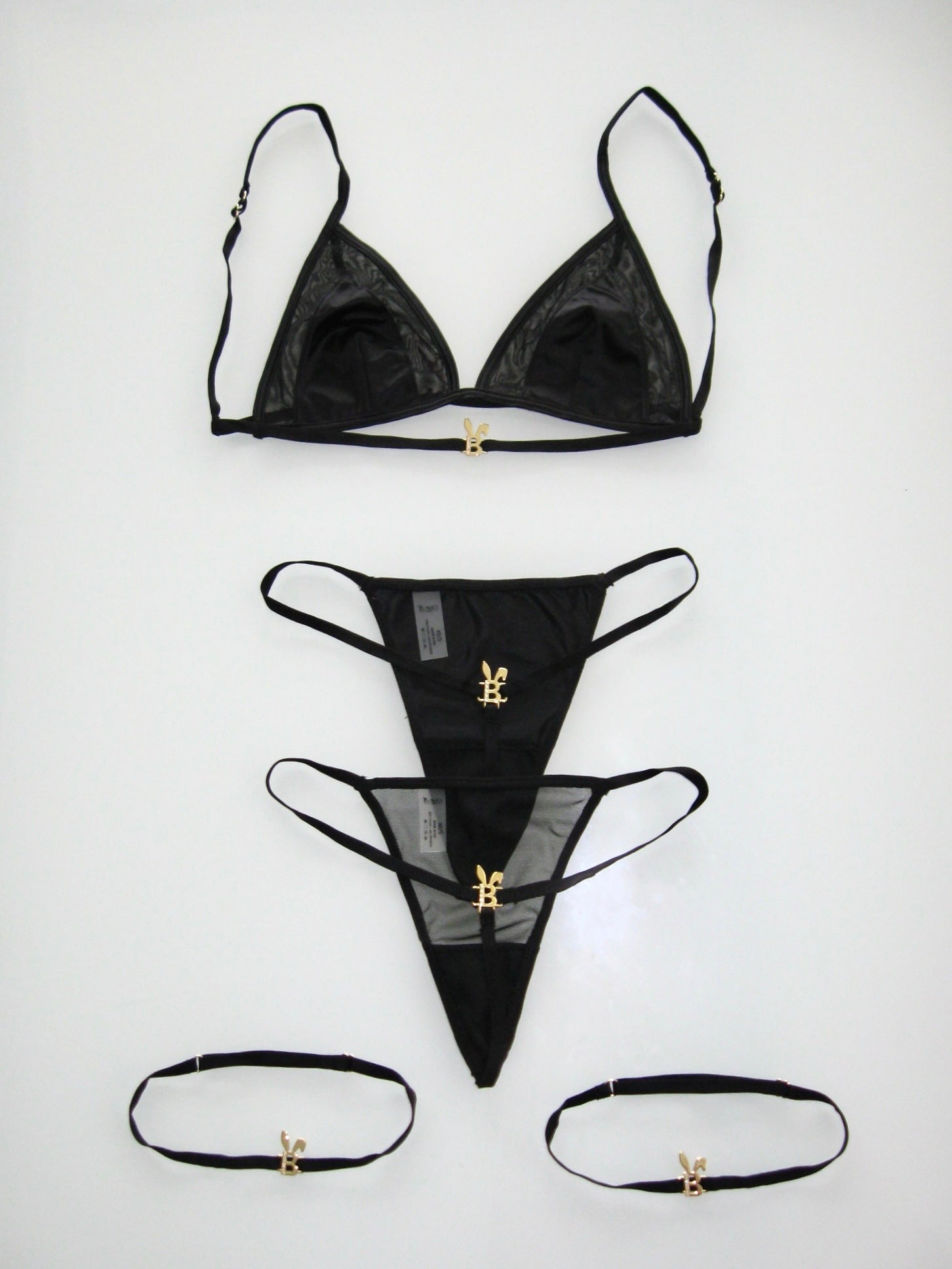 BUNNIES ROOM LINGERIE SET IN BLACK — detail and construction