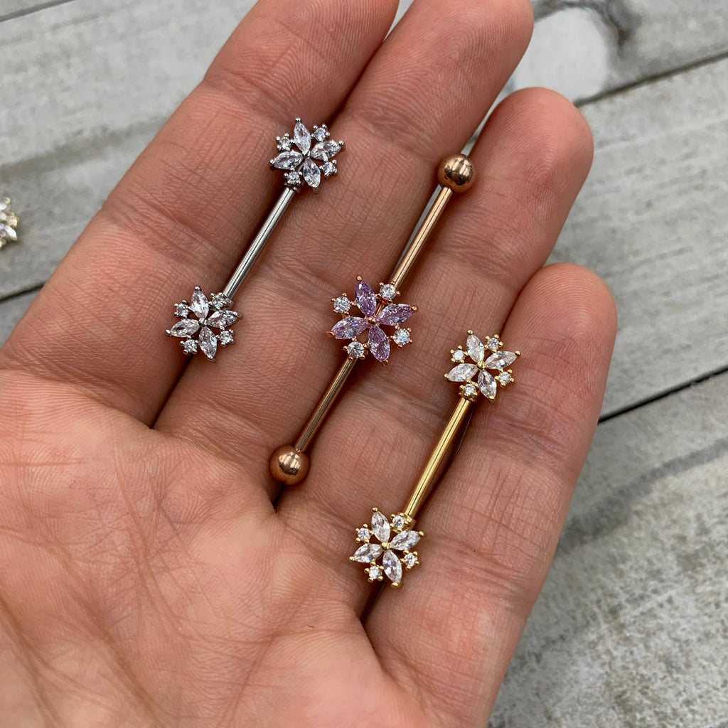 BodyCandy 14G Clear CZ Gem Rose Gold Tone Star Burst Industrial Barbell 38mm — detail close-up