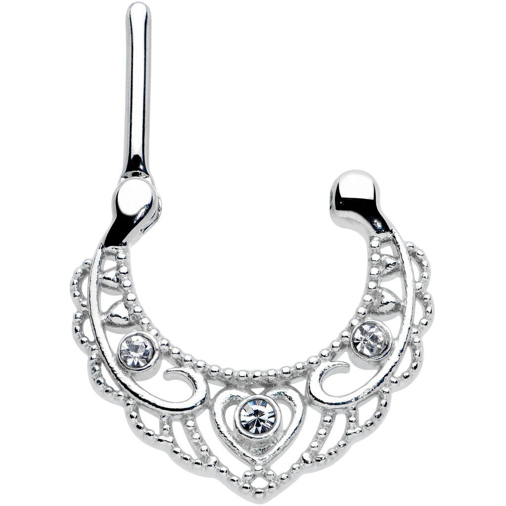 BodyCandy 16G 5/16 Clear Gem Textured Baroque Heart Cartilage Clicker — detail close-up