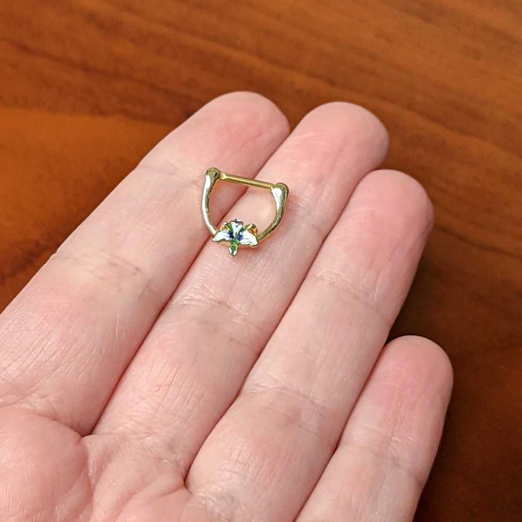 BodyCandy 16G 5/16 Clear Gem Gold Tone Iris Flower Cartilage Clicker — side view