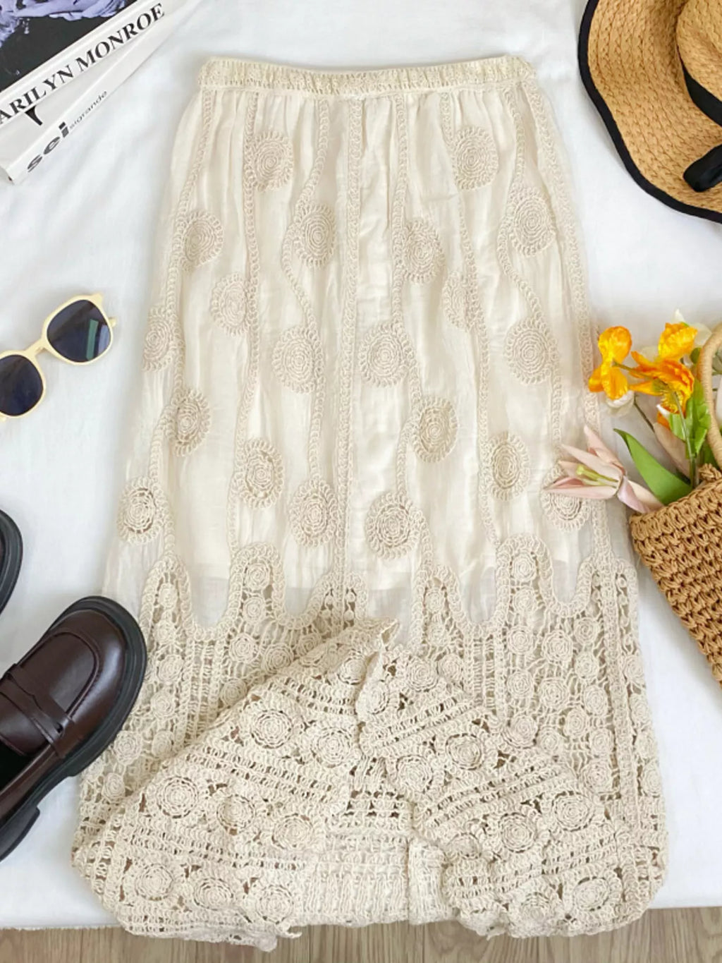 Lace Elastic Waist Midi Skirt
