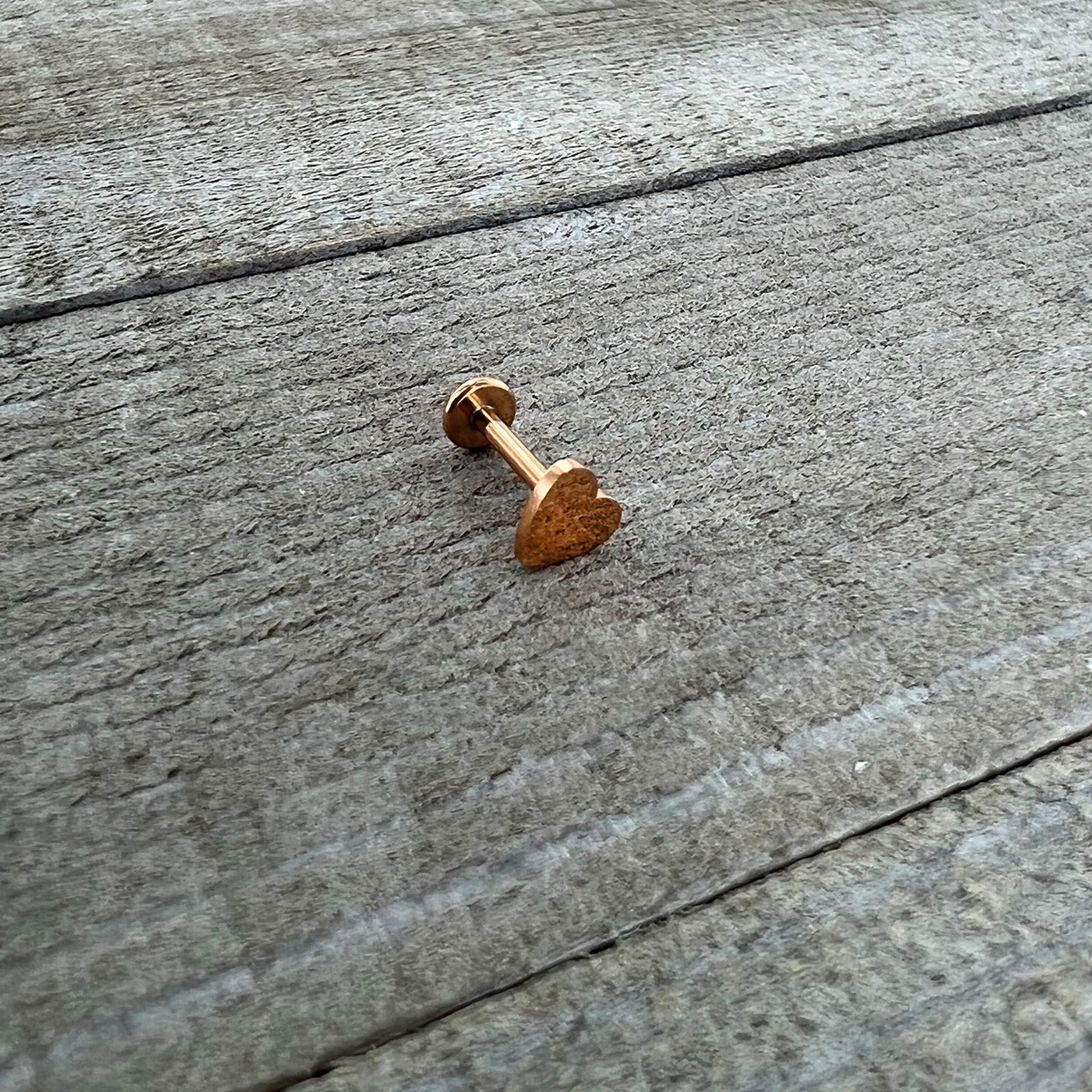 BodyCandy 16G 5/16 Rose Gold Tone Simple Heart Internally Threaded Labret — in-use photo