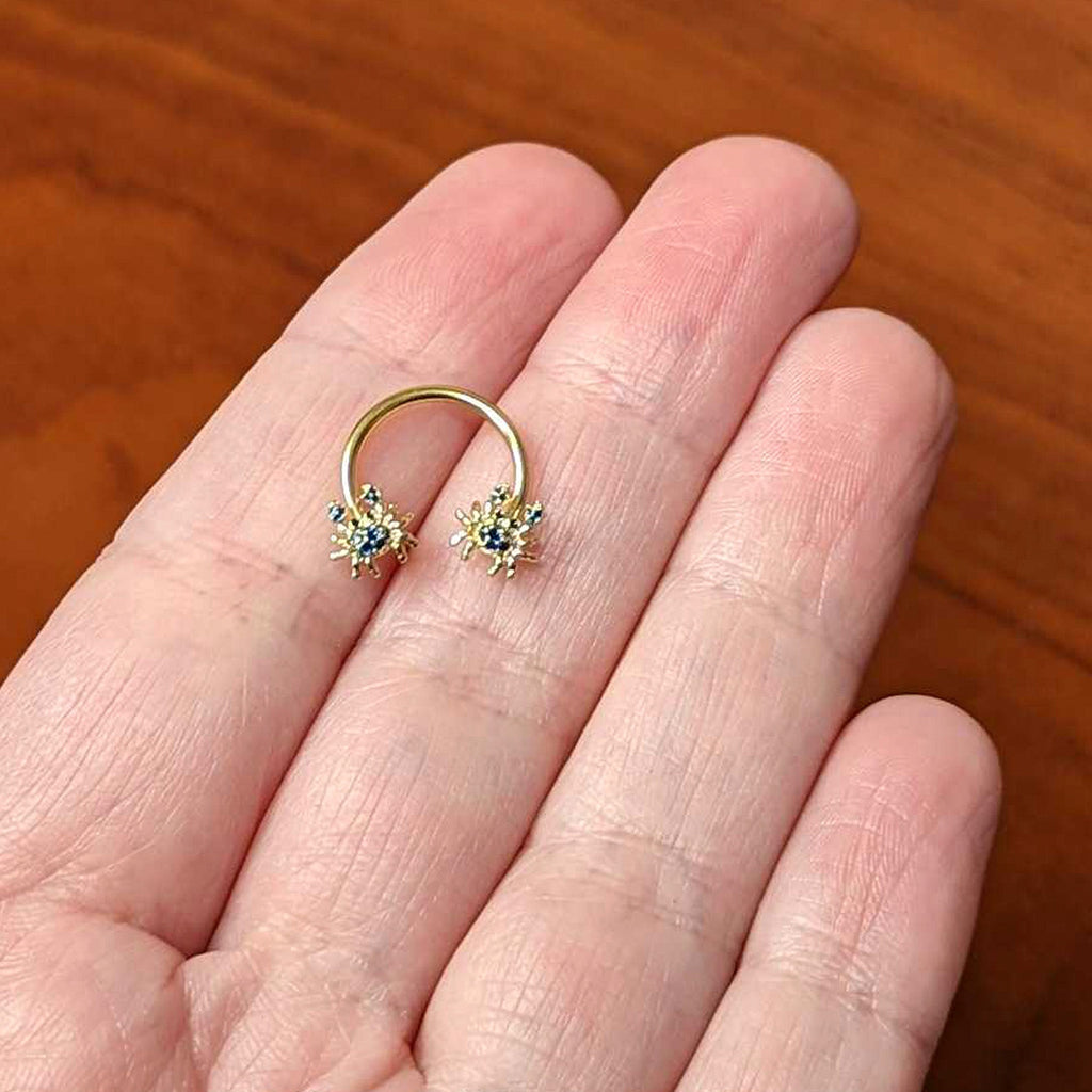 BodyCandy 16G 3/8 Gold Tone Blue Crab Nautical Horseshoe Circular Barbell — side view