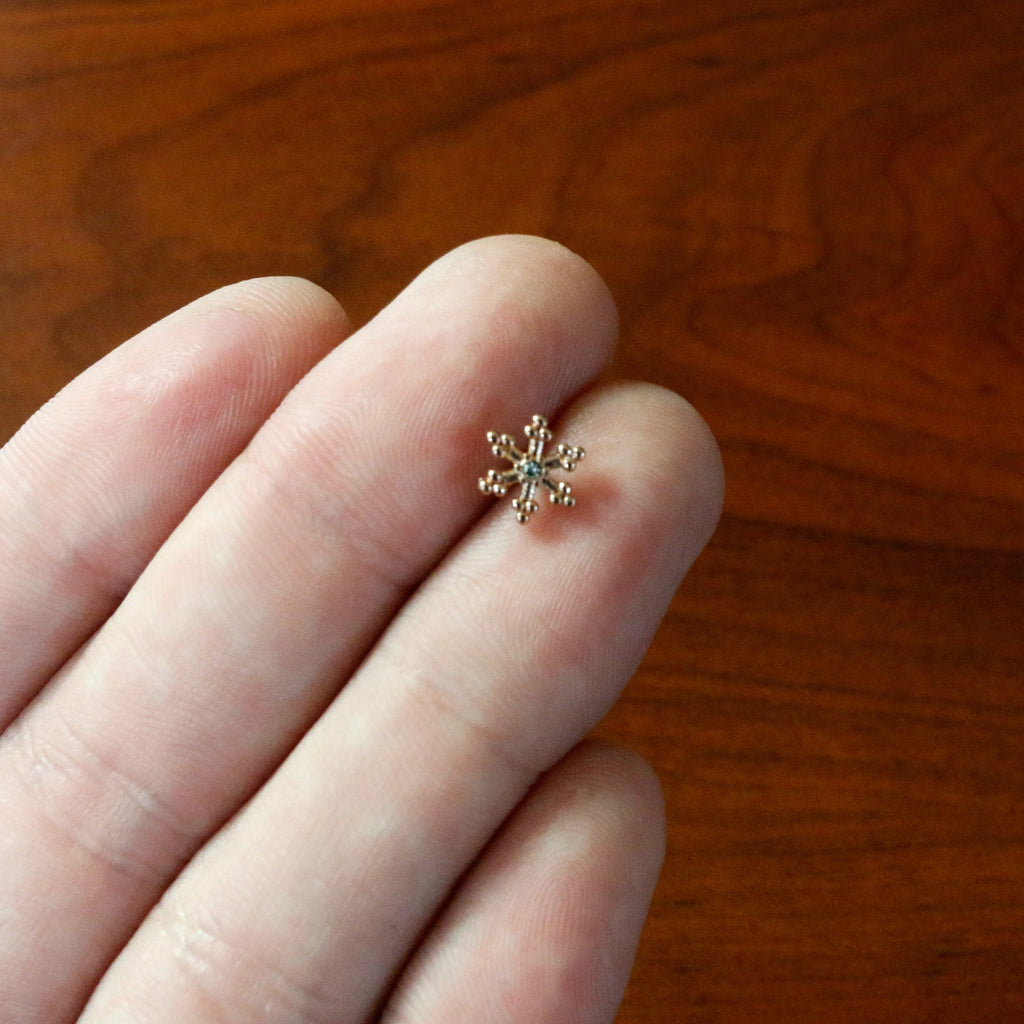 BodyCandy 16G 5/16 Clear Gem Rose Gold Tone Snowflake Labret Monroe Tragus — alternative angle