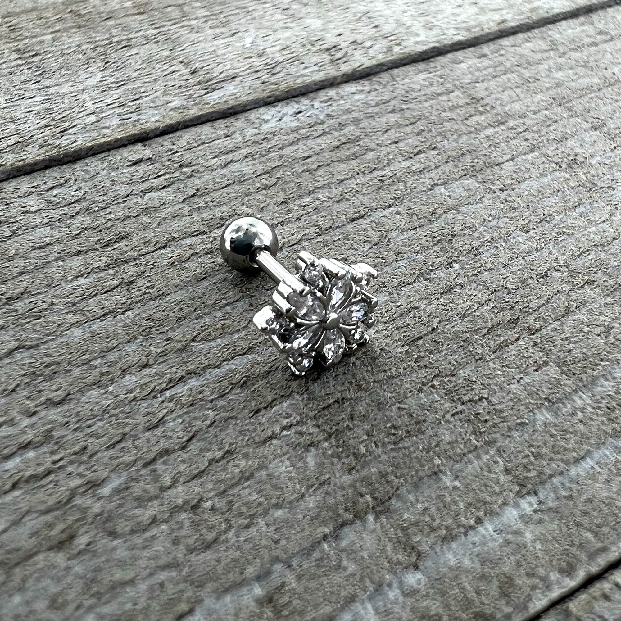 BodyCandy 16G 1/4 Clear CZ Gem Floral Burst Cartilage Tragus Earring — alternative angle