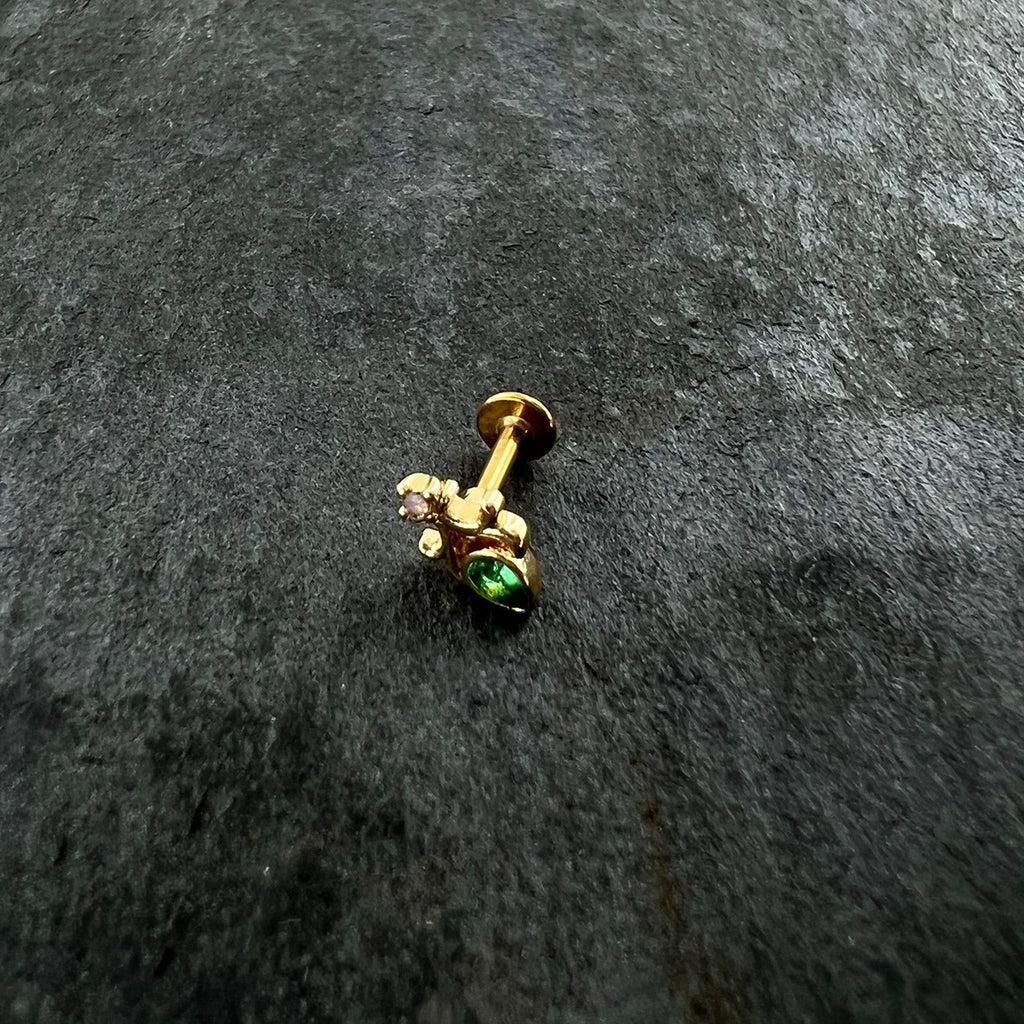 BodyCandy 16G 1/4 Green Gem Gold Tone Shades of Spring Labret — alternative angle