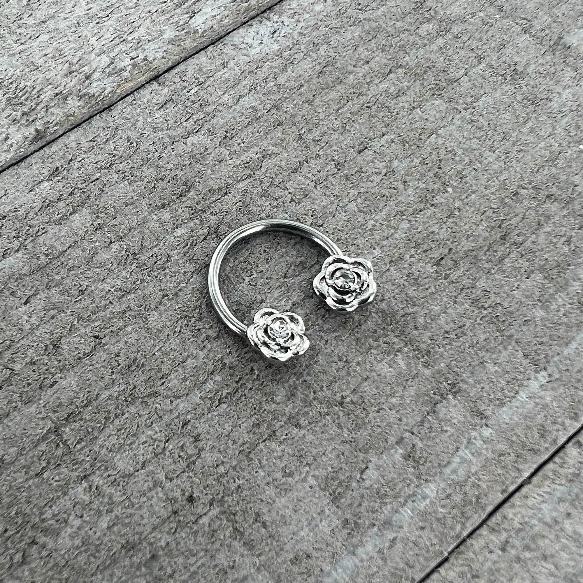 BodyCandy 16G 3/8 Textured Blooming Flowers Horseshoe Circular Barbell — side view