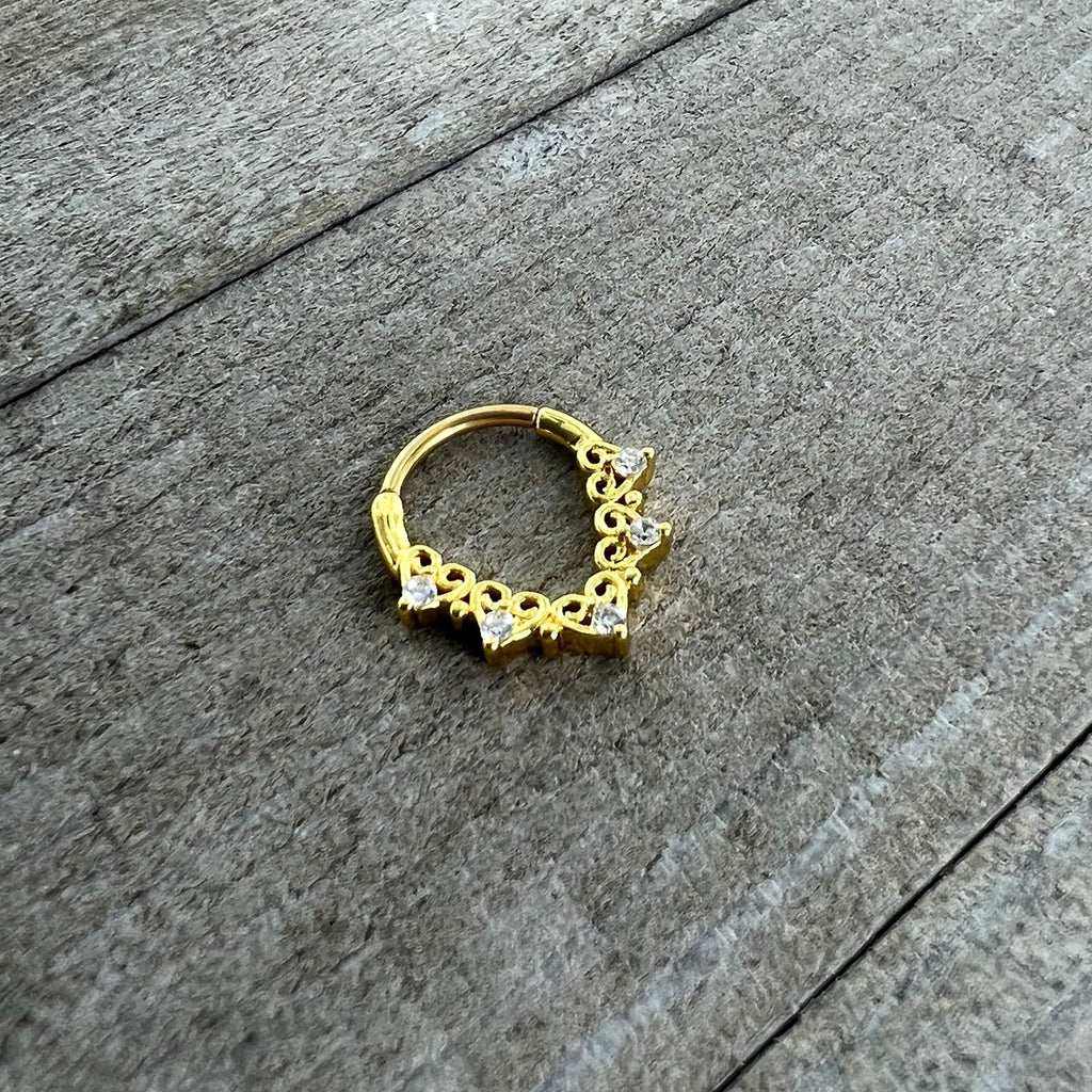 BodyCandy 16G 3/8 Clear CZ Gem Gold Tone Heart Filigree Cartilage Clicker — side view