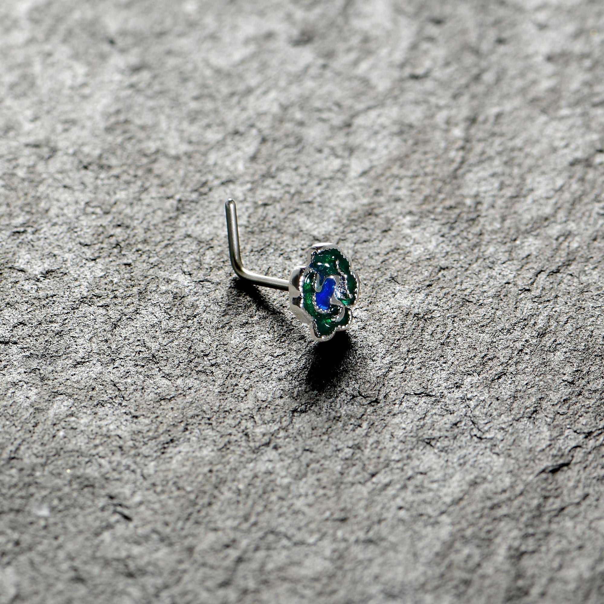 BodyCandy 20G 7mm Spring Flower Green Blue L Shape Nose Ring — alternative angle