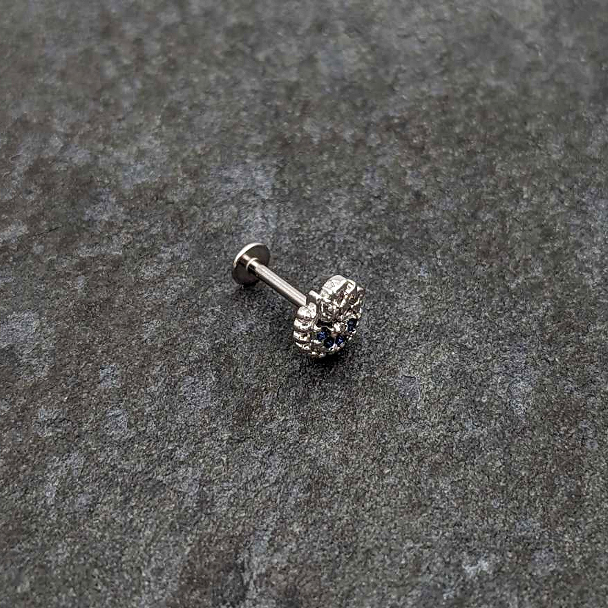 BodyCandy 16G 5/16 Blue Clear Gem Abstract Arch Labret Monroe Tragus — alternative angle