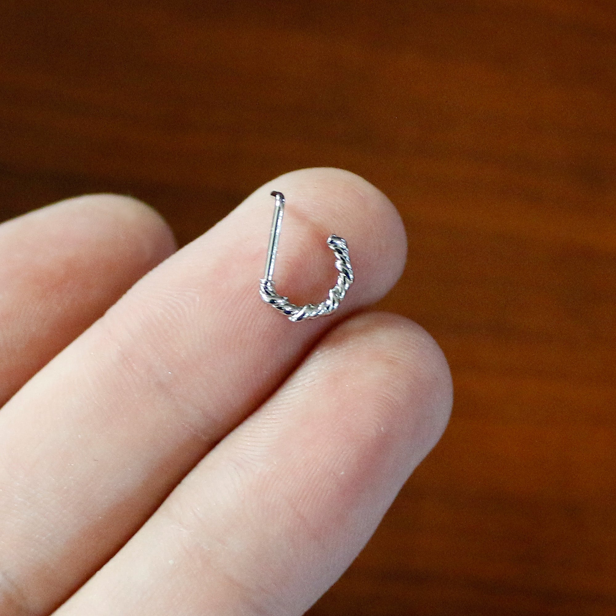 BodyCandy 20G 1/4 Wicked Wire Faux Hoop L Shape Nose Ring — alternative angle