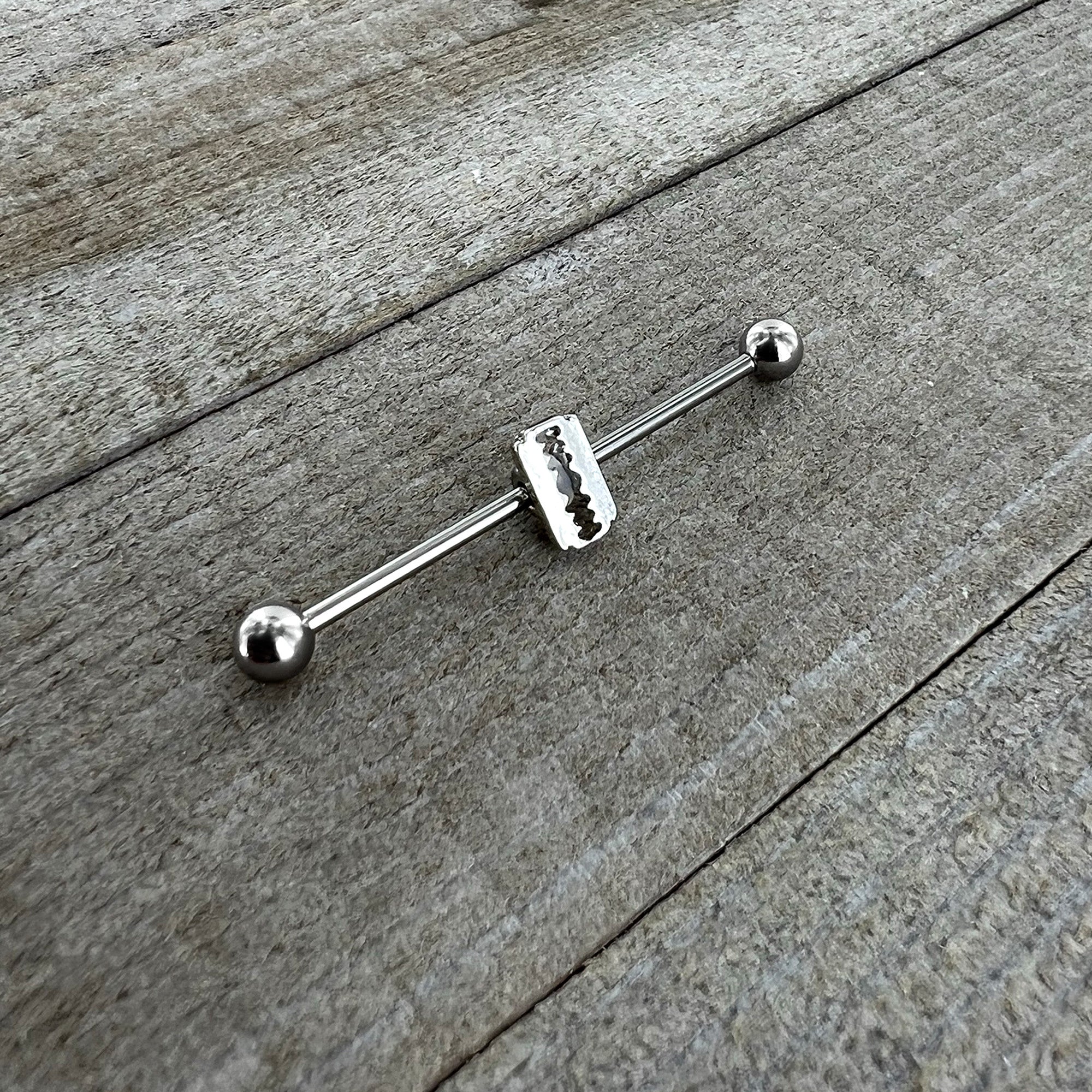BodyCandy 14G Razor Blade Industrial Barbell 38mm — side view