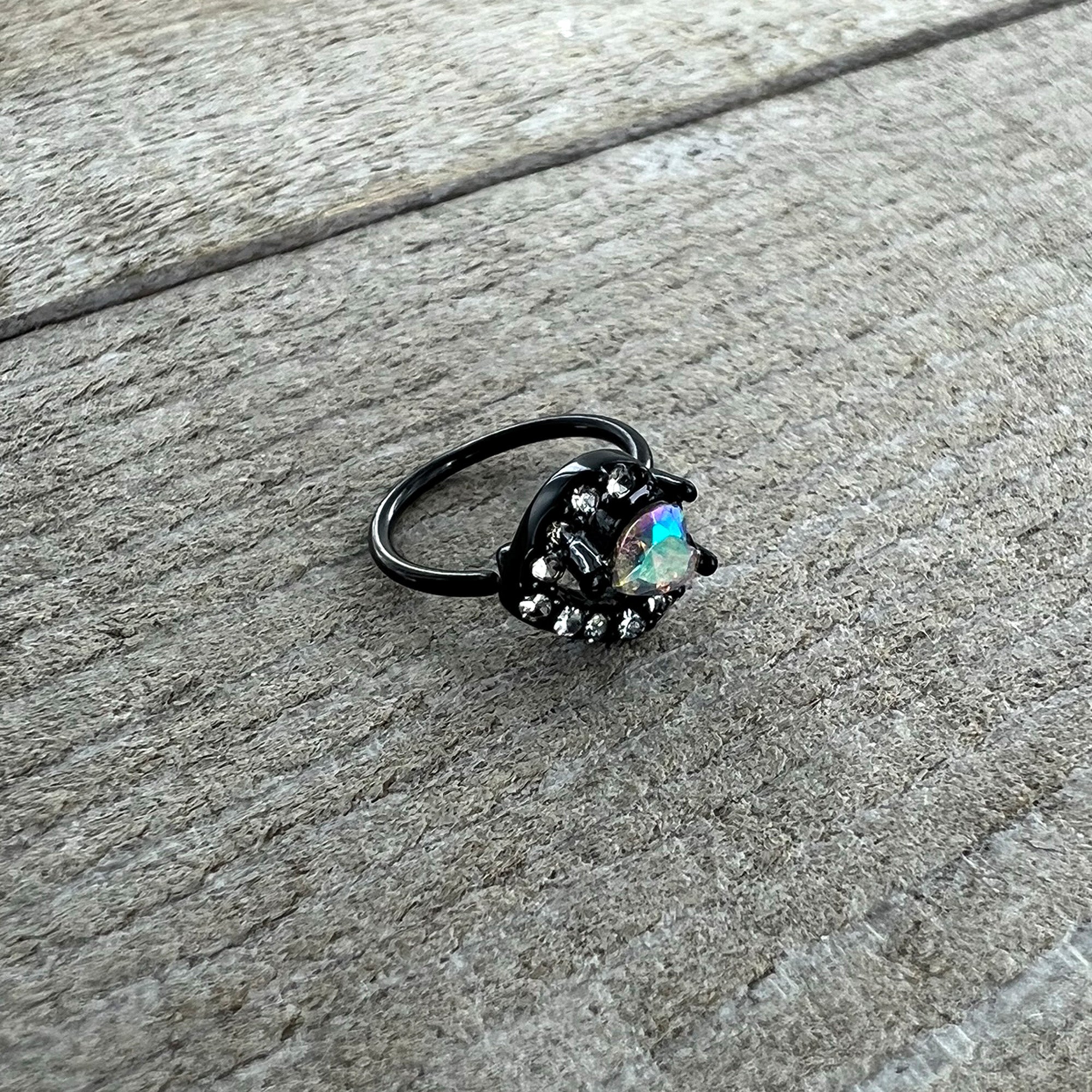 BodyCandy 20G 5/16 Aurora Clear Gem Black Rococo Hearts Nose Hoop — back view