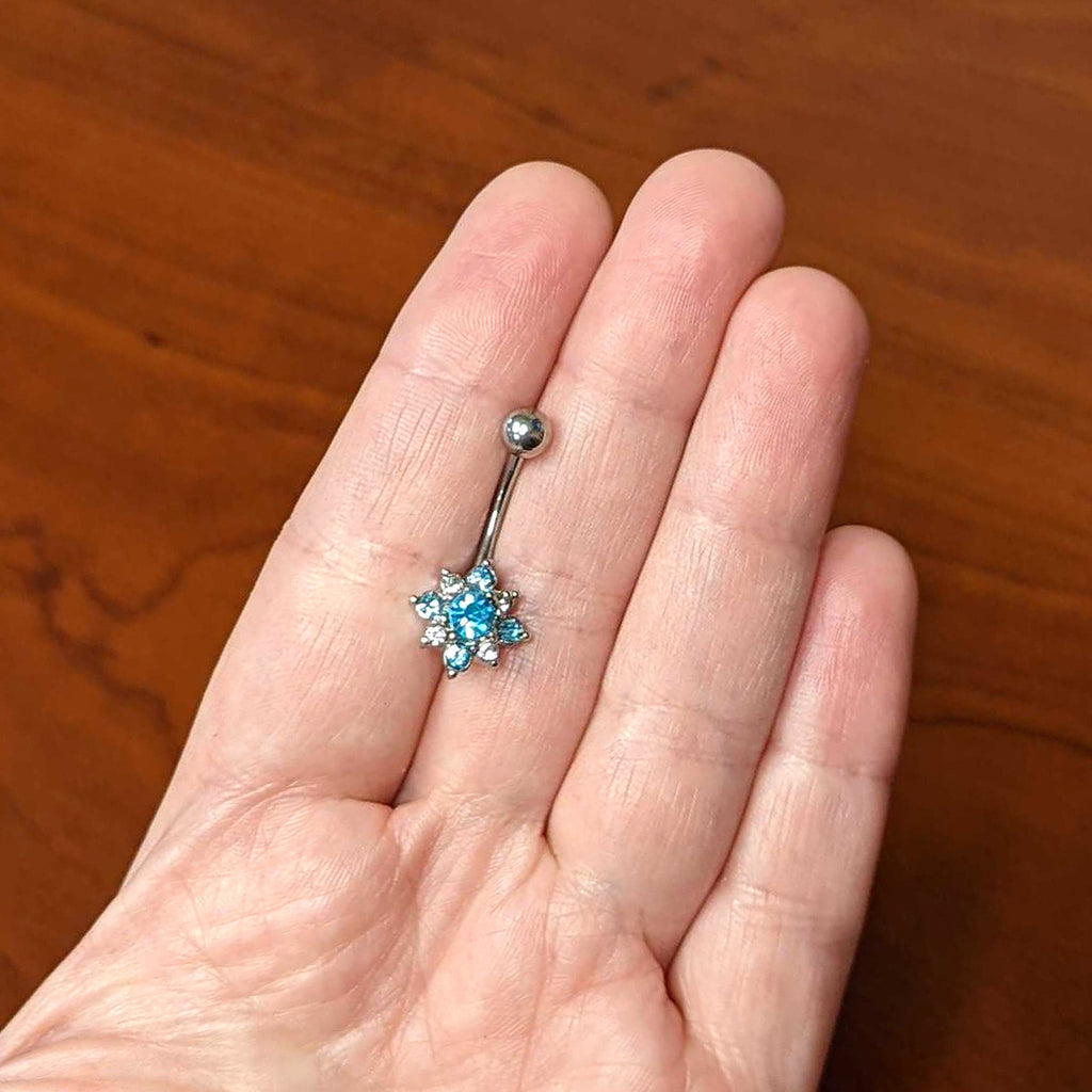 BodyCandy Blue Clear Gem Stylish Snowflake Holiday Belly Ring — alternative angle