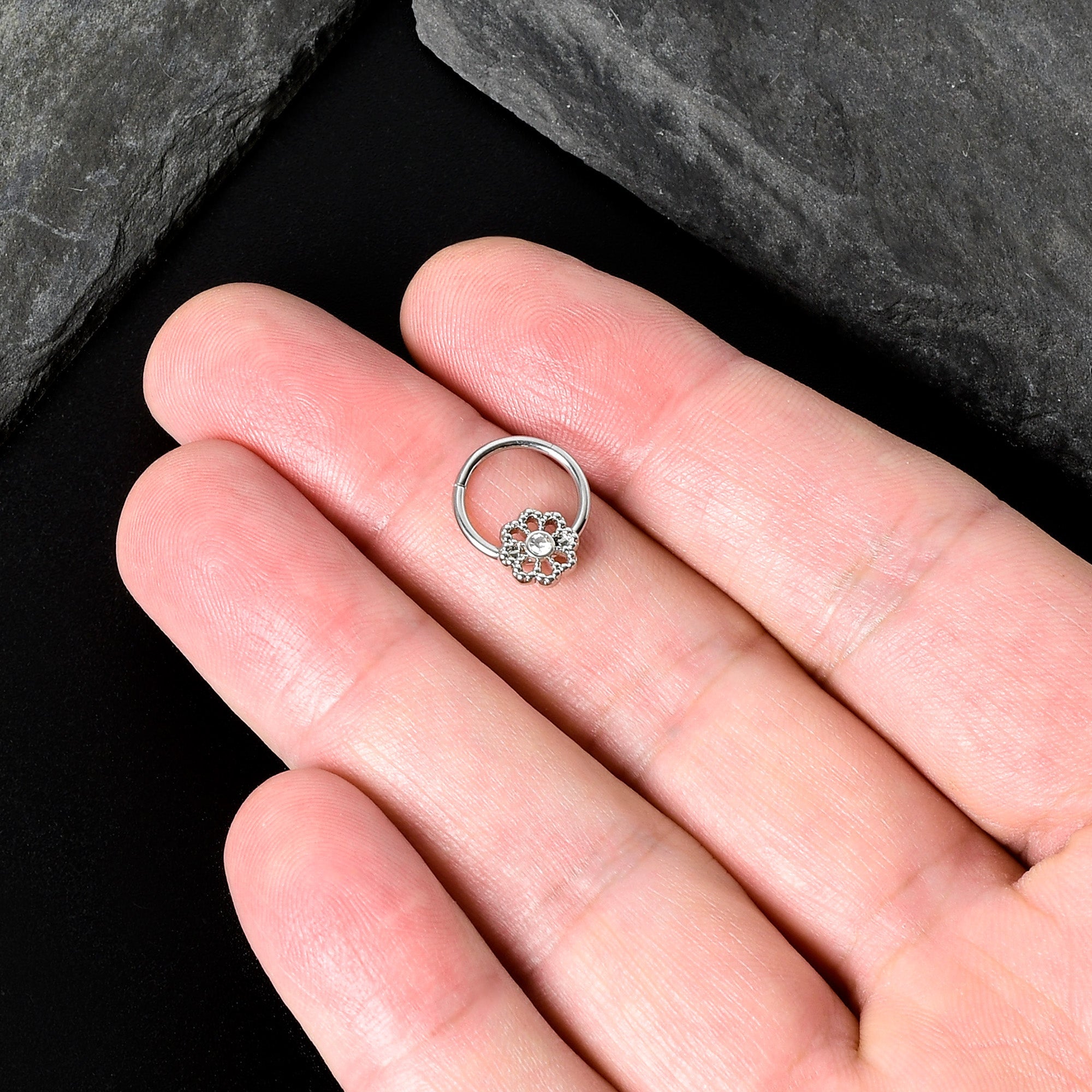 BodyCandy 16G 3/8 Clear Gem Epic Fabulous Flower Hinged Segment Ring — size reference