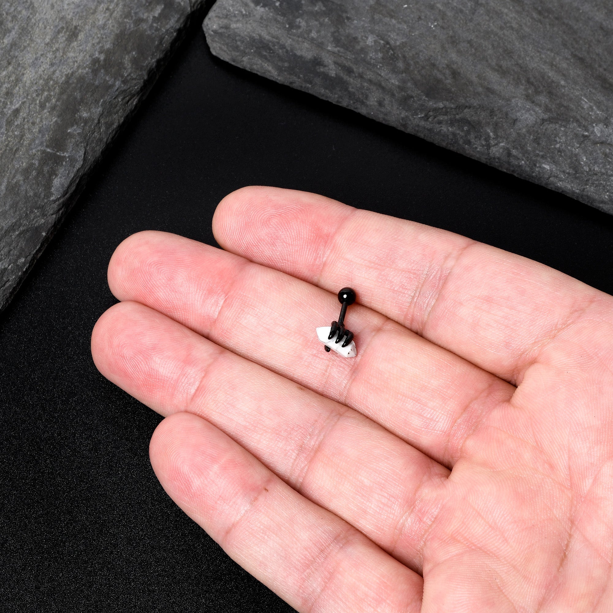BodyCandy 16G 1/4 White Howlite Black Claw Obelisk Cartilage Earring — size reference