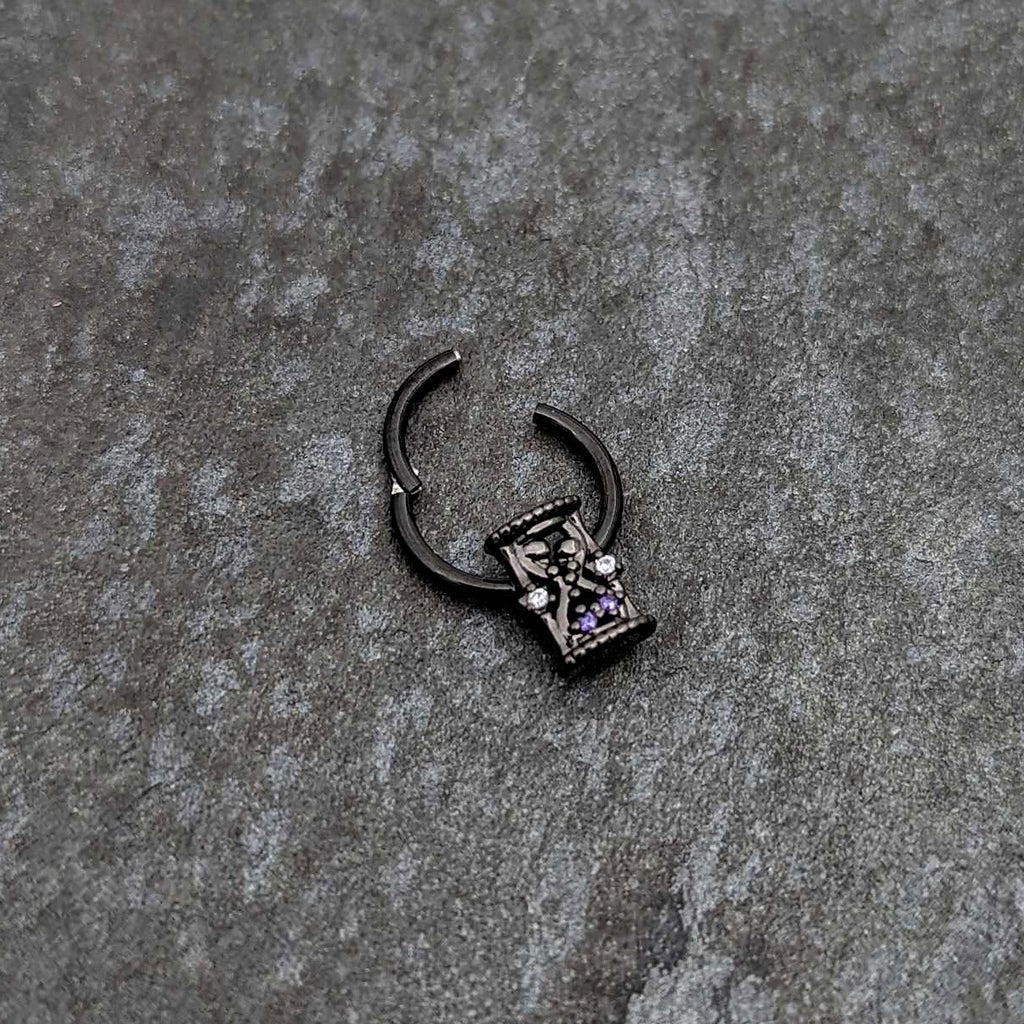 BodyCandy 16G 3/8 Purple Gem Black Heart Goth Hourglass Hinged Segment Ring — back view