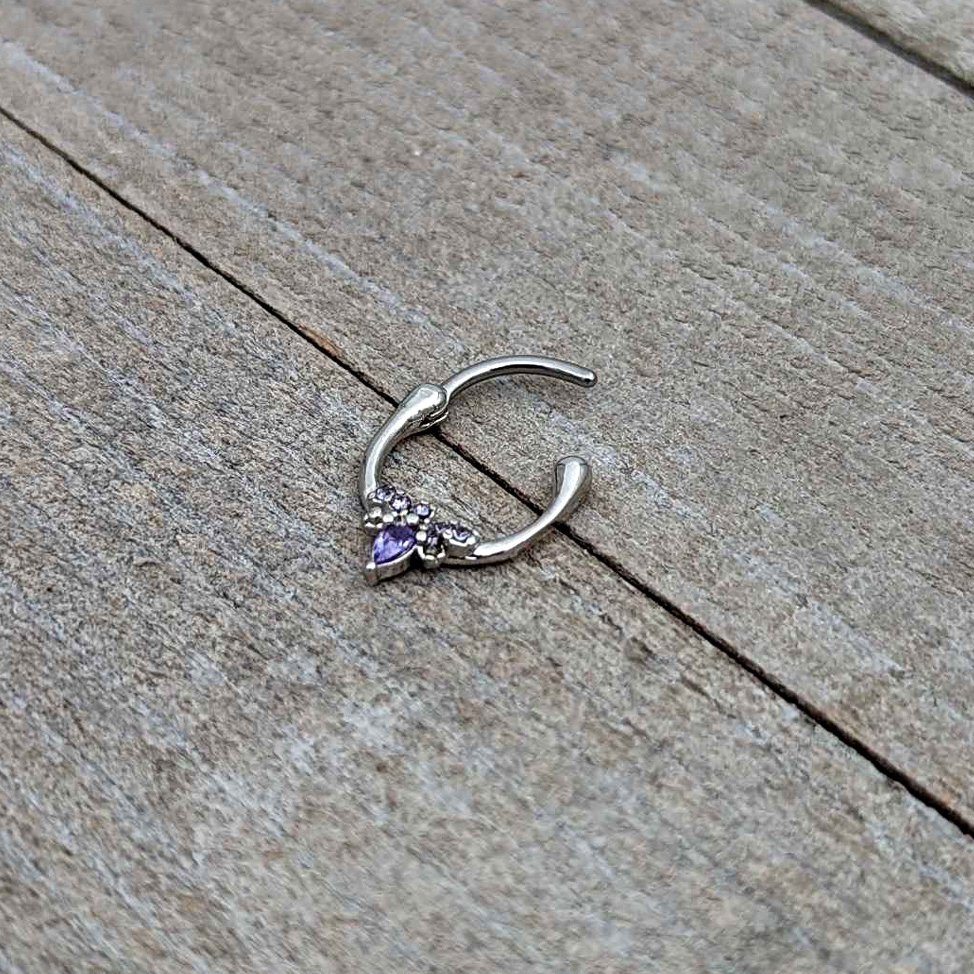 BodyCandy 16G 5/16 Purple Gem Bee Glamour Cartilage Clicker — in-use photo