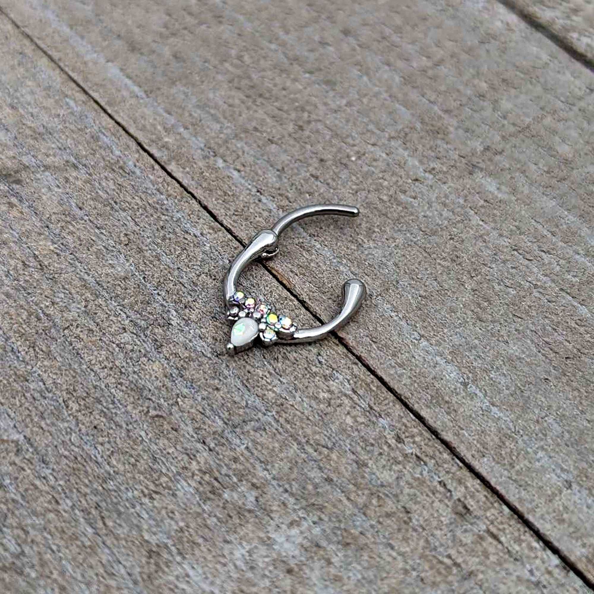 BodyCandy 16G 5/16 White Faux Opal Bee Glamour Cartilage Clicker — in-use photo