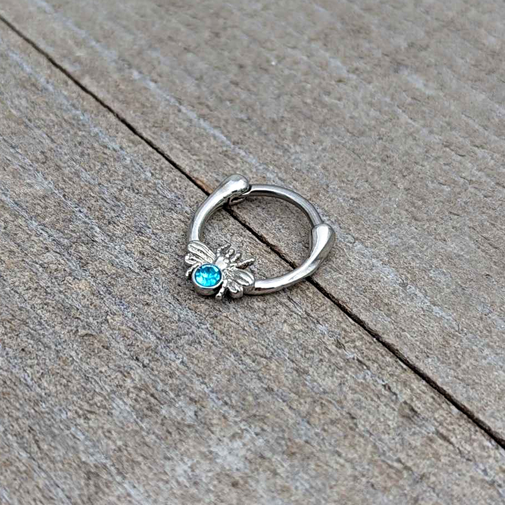 BodyCandy 16G 5/16 Blue Gem Ultra Fly Cartilage Clicker — alternative angle