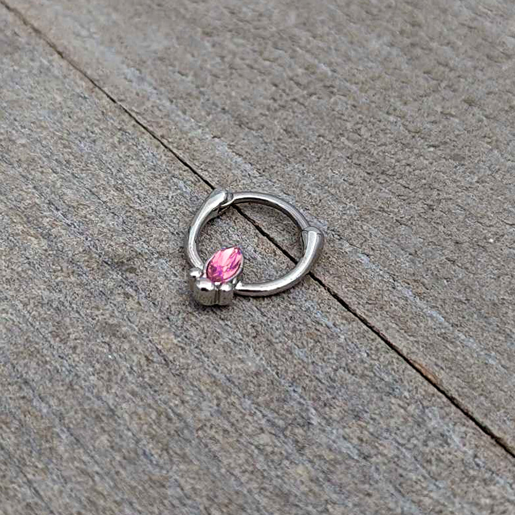 BodyCandy 16G 5/16 Pink Gem Deco Oval Cartilage Clicker — alternative angle